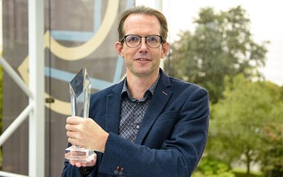 Cambridge Consultants scoops Cambridge Torch at Business Weekly Awards