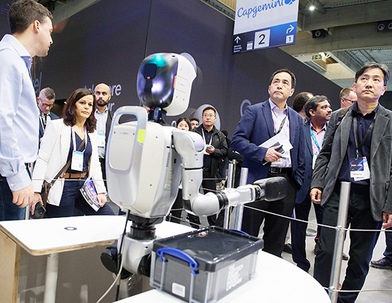 The Telecoms.com Podcast: Cambridge Consultants, robots and Nokia